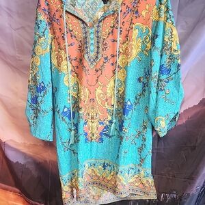 Nwt Vibrant Patterned Women's Blouse